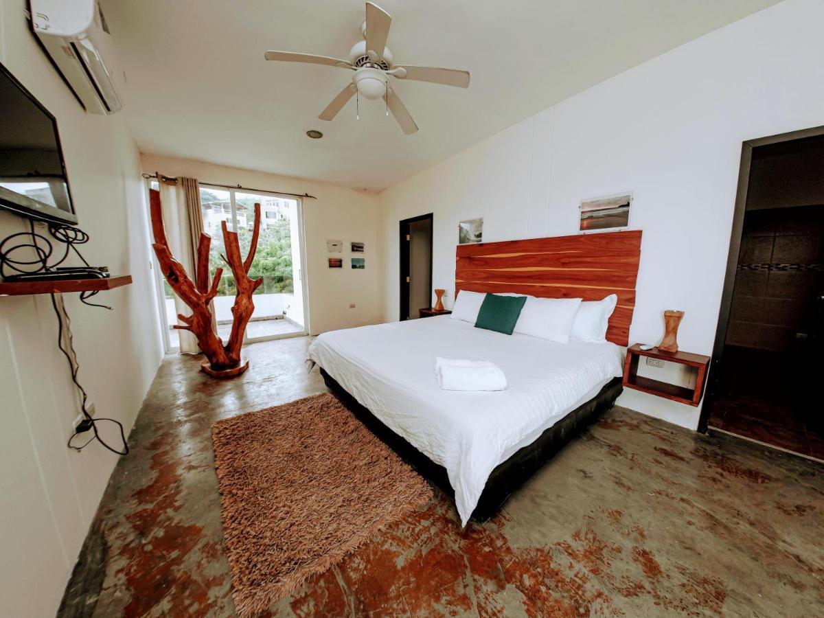Me Hotel & Villas - Montanita Estates Exterior photo
