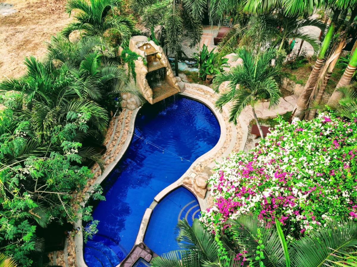 Me Hotel & Villas - Montanita Estates Exterior photo